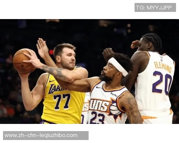 太阳队与湖人队的巅峰对决谁能在季后赛中笑到最后精彩回顾与分析